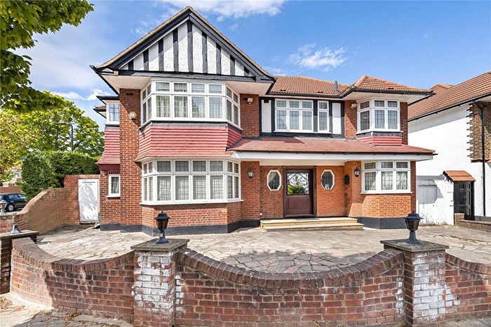 7 Bedroom Detached House For Sale In Audley Road, London, W5