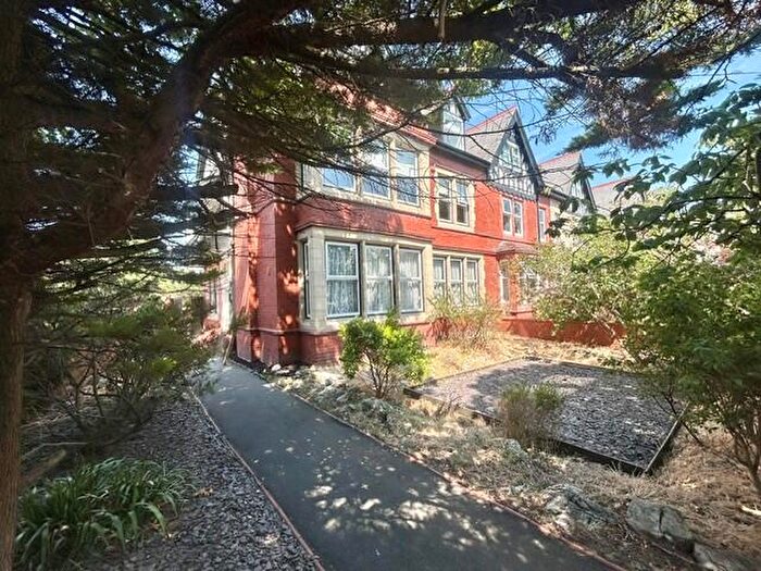 2 Bedroom Apartment To Rent In Victoria Road, Lytham St Annes, FY8