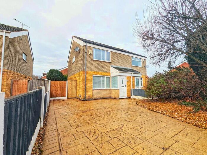 3 Bedroom Semi-Detached House To Rent In Stour Road, Astley, Tyldesley, M29