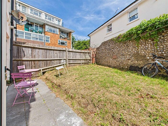 4 Bedroom Semi-Detached House To Rent In Compton Avenue, Brighton, East Sussex, BN1