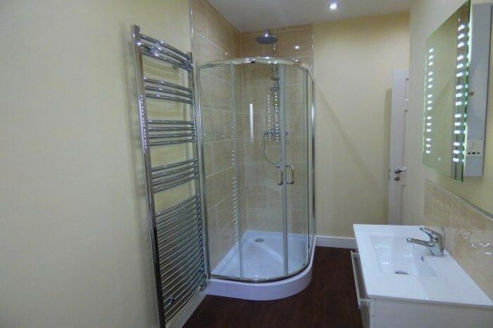 2 Bedroom Property To Rent In Walmersley Road, Bury BL9