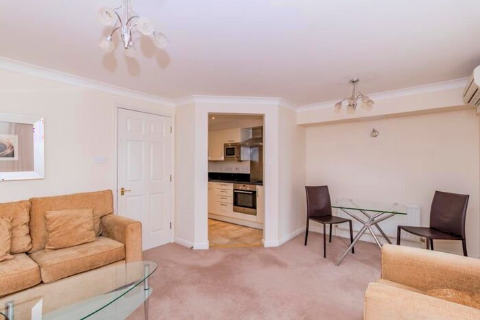 1 Bedroom Apartment To Rent In St Thomas Mews, Oxford, OX1