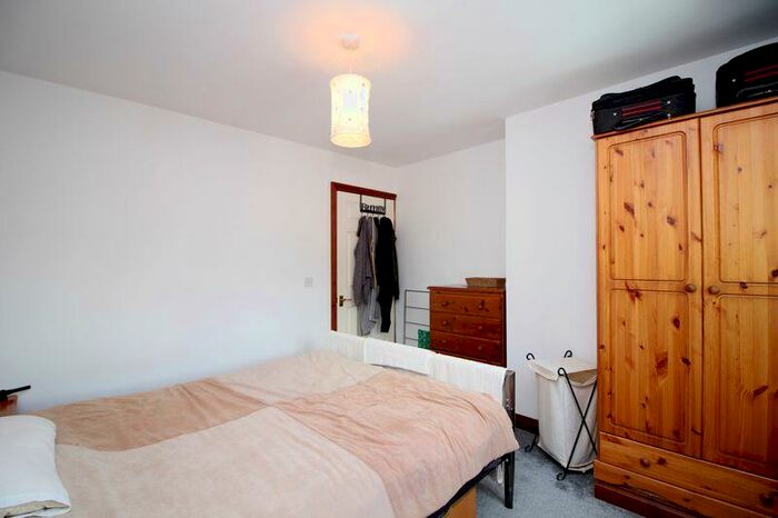 2 Bedroom Flat For Sale In Erris Court, Berw Road, Pontypridd, CF37