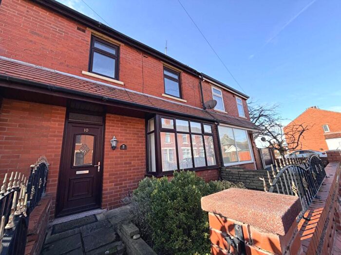 3 Bedroom Terraced House For Sale In Canterbury Avenue, Blackpool, FY3