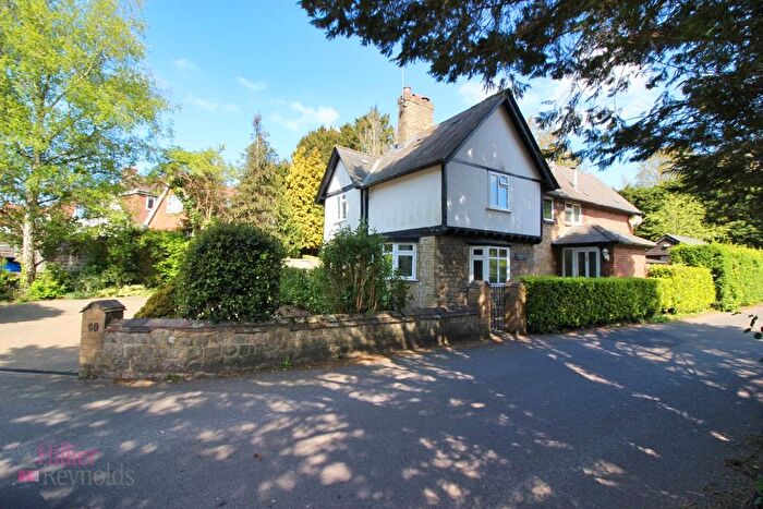 5 Bedroom Detached House For Sale In Sevenoaks Road, Borough Green, TN15