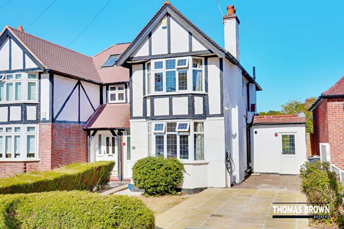 3 Bedroom Semi Detached House For Sale In Repton Road, Orpington, BR6