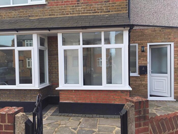 2 Bedroom Flat To Rent In Birbeck Road, Romford, RM7