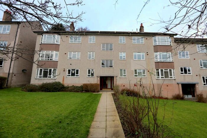 2 Bedroom Flat To Rent In Winton Drive, Glasgow G12