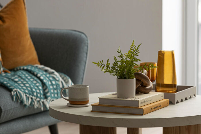 1 Bedroom Apartment To Rent In Dockside, Edinburgh, EH6