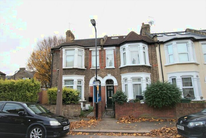 1 Bedroom Flat To Rent In Richmond Road, Leytonstone, London, E11