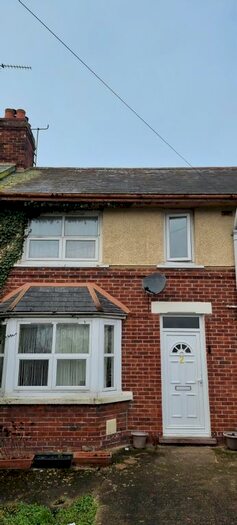 4 Bedroom Semi-Detached House To Rent In Campbell Road, 3Pf OX4