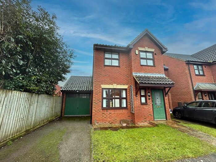 3 Bedroom Detached House To Rent In Welbeck Close, Monkston, Milton Keynes, MK10