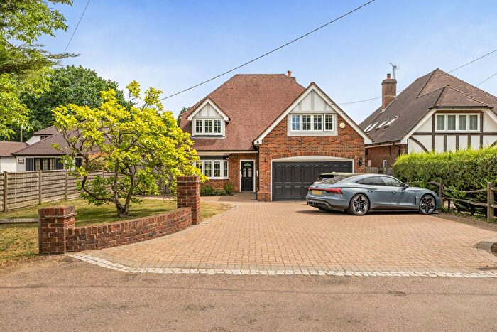 5 Bedroom Detached House For Sale In Highland Road, Badgers Mount, Sevenoaks, TN14