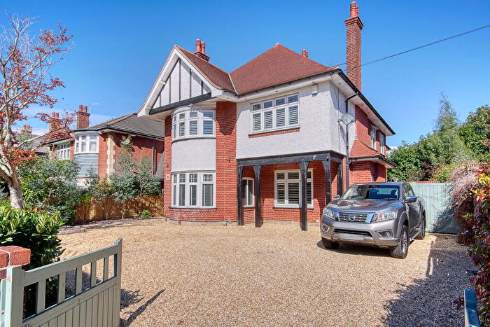 5 Bedroom Detached House For Sale In Stirling Road, Talbot Woods, Bournemouth, BH3
