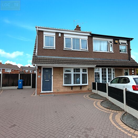 3 Bedroom Semi-Detached House For Sale In Corfe Close, Flixton, M41