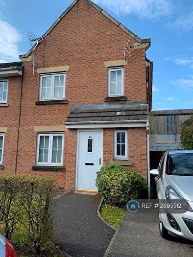 3 Bedroom Semi Detached House To Rent In Thornway Drive, Ashton-Under-Lyne, OL7