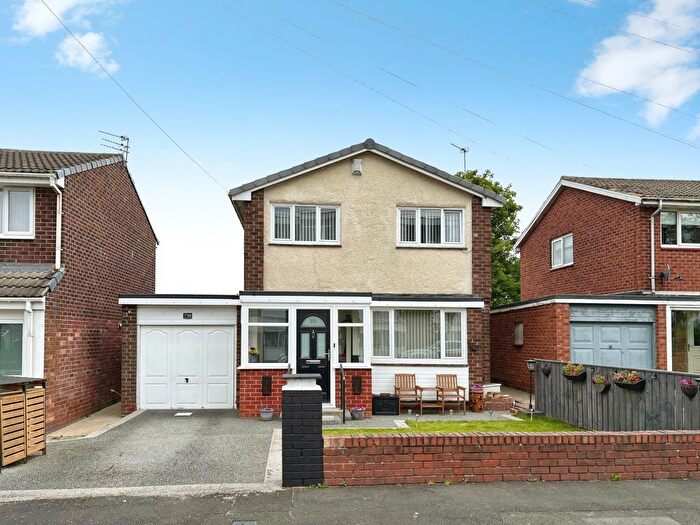 3 Bedroom Detached House For Sale In Feetham Avenue, Newcastle Upon Tyne, NE12