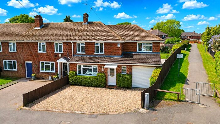 3 Bedroom Semi-Detached House For Sale In Mayfair, Tilehurst, Reading, Berkshire, RG30