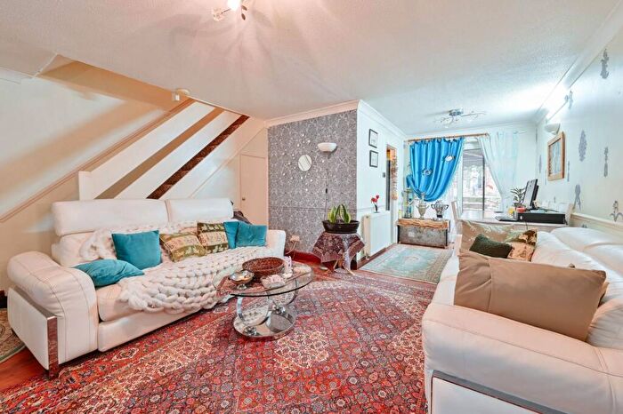 3 Bedroom Terraced House For Sale In Tattershall Drive, Hemel Hempstead, HP2