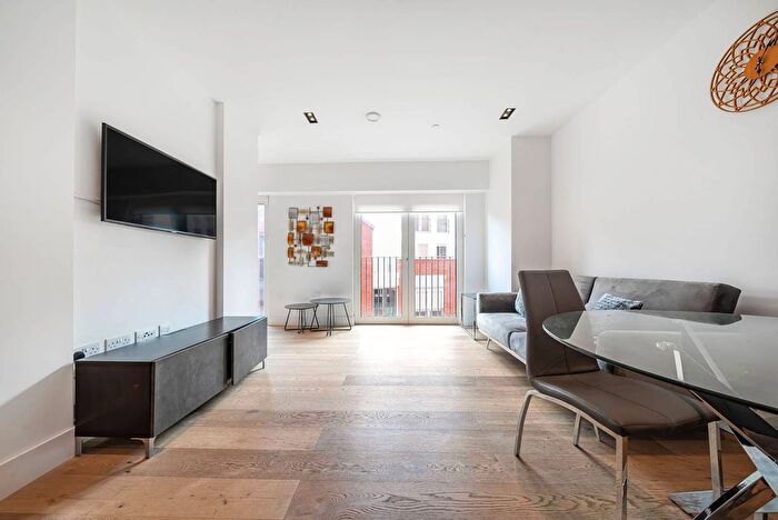 Studio To Rent In Keybridge Tower, Vauxhall, London, SW8