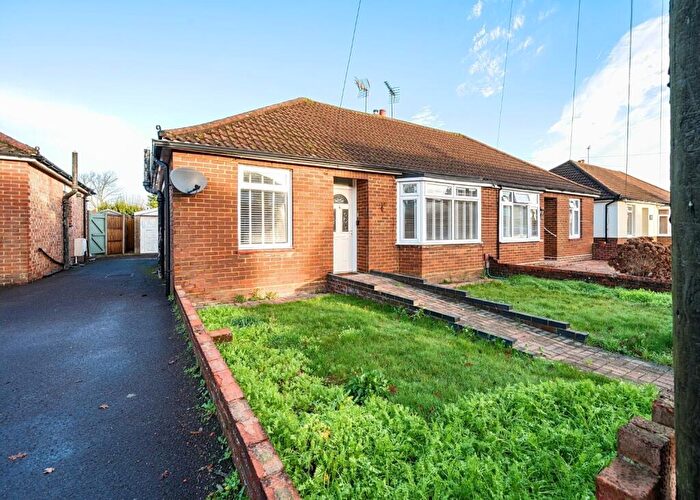 3 Bedroom Bungalow For Sale In Hooks Lane, Havant, Hampshire, PO9