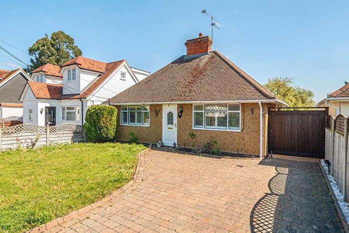 2 Bedroom Detached Bungalow For Sale In Breadcroft Road, Maidenhead, SL6