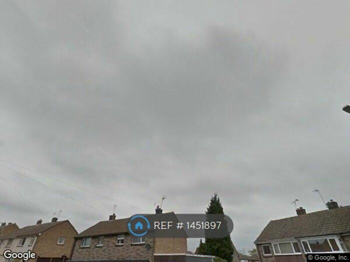 2 Bedroom Semi-Detached House To Rent In Parker Avenue, Chesterfield, S44