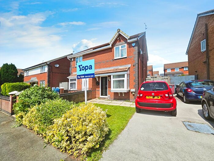 2 Bedroom Semi-Detached House For Sale In Ampleforth Close, Liverpool, L32
