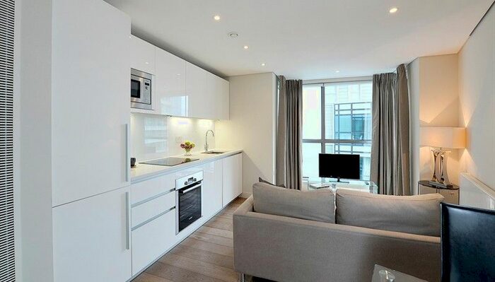 2 Bedroom Flat To Rent In Merchant Square, Paddington, London, W2