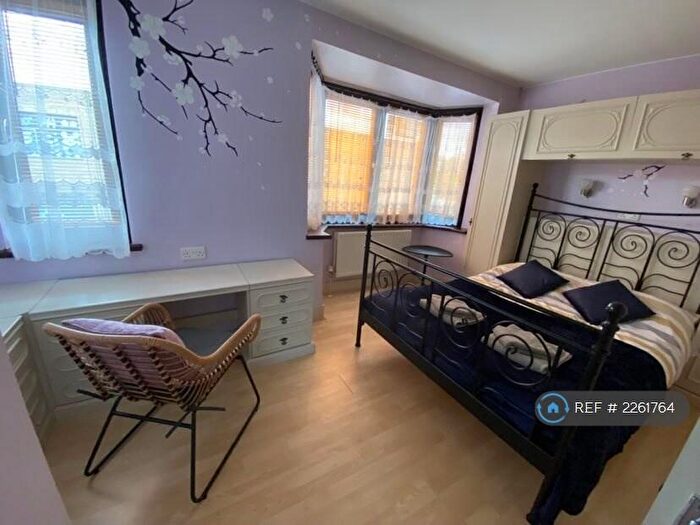 4 Bedroom Terraced House To Rent In Shipman Road, London, E16