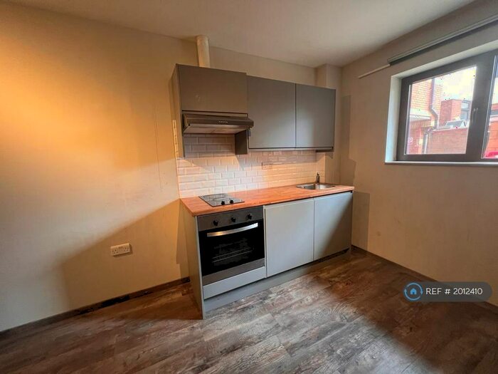 1 Bedroom Flat To Rent In Abbey Height, Waltham Abby, EN9