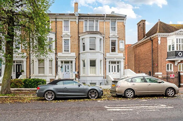 6 Bedroom Terraced House To Rent In Denmark Villas, Hove, East Sussex, BN3