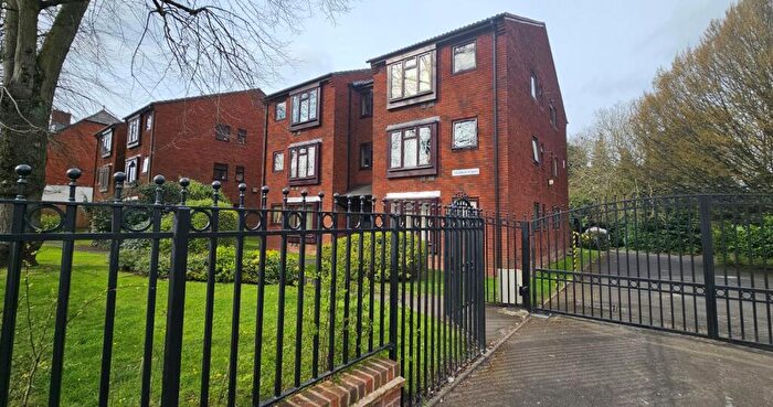 Studio For Sale In Flat, Matthew Court, Hagley Road, Edgbaston, Birmingham, West Midlands, B17