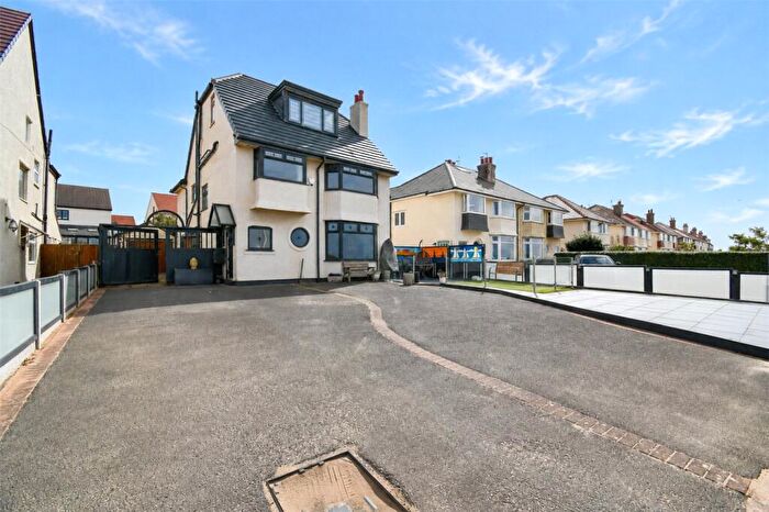 4 Bedroom Detached House For Sale In North Parade, Hoylake, Wirral, CH47