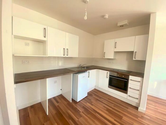 2 Bedroom Apartment To Rent In Clyde Court, Erskine Street, LE1