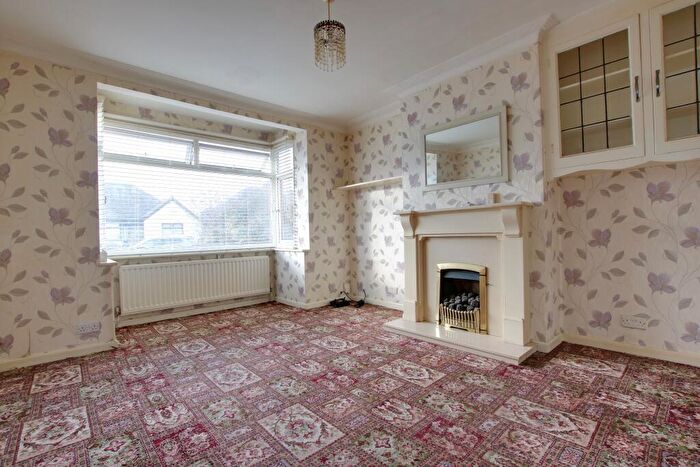 2 Bedroom Semi-Detached Bungalow For Sale In The Kingsway, Portchester, PO16