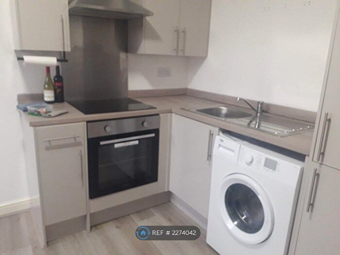 1 Bedroom Flat To Rent In Heald Street, Liverpool, L19