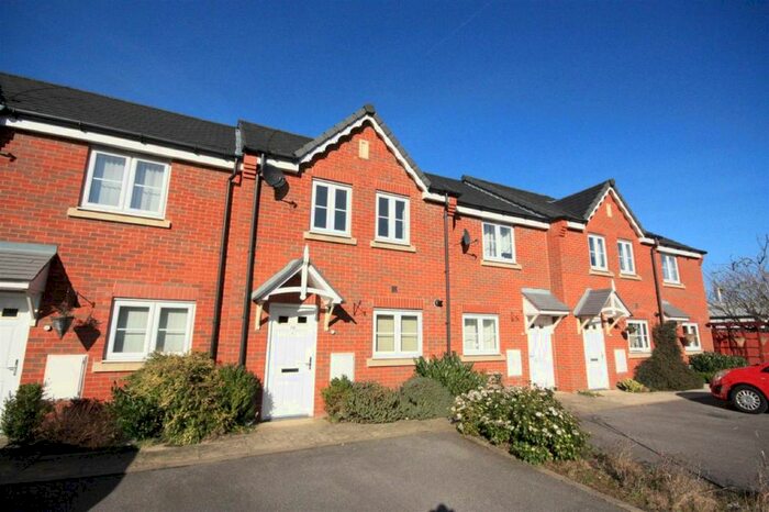 3 Bedroom Town House To Rent In Deerfield Close, St. Helens, WA9