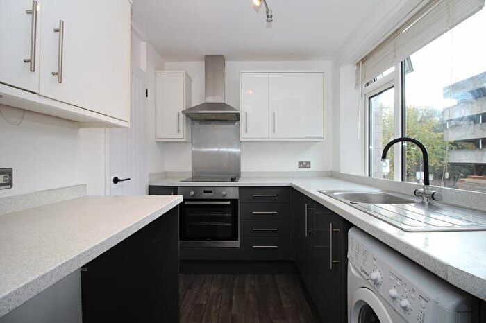 1 Bedroom Apartment To Rent In Montague Hill South, Bristol, BS2