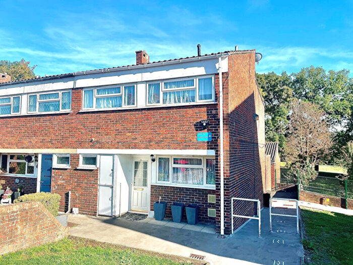 4 Bedroom End Of Terrace House For Sale In Seymour Villas, Anerley, SE20