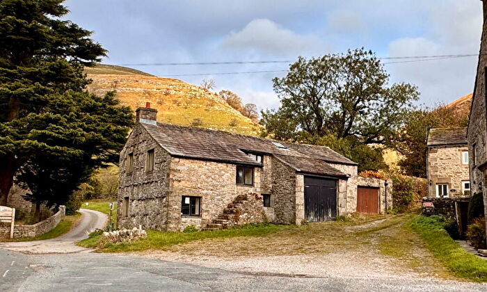 4 Bedroom Barn Conversion For Sale In Town Head Barn, Buckden, Skipton, BD23