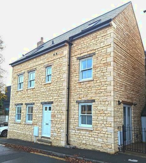 3 Bedroom House To Rent In Rock Road, Stamford, PE9