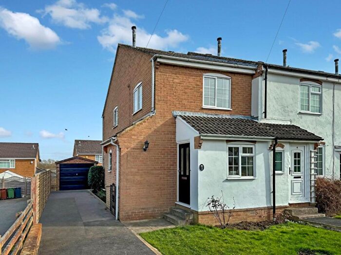 2 Bedroom End Of Terrace House To Rent In Kings Close, Otley, LS21