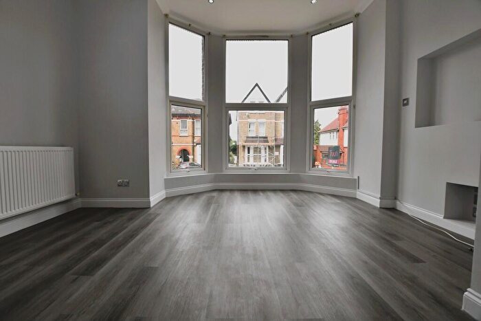 2 Bedroom Flat For Sale In St Peters Road, Croydon, CR0