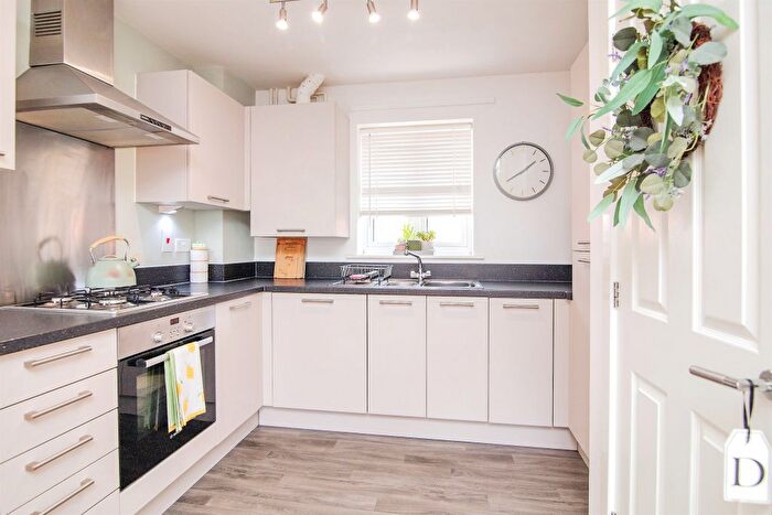 2 Bedroom Maisonette For Sale In Station Road, Thrapston, Kettering, NN14