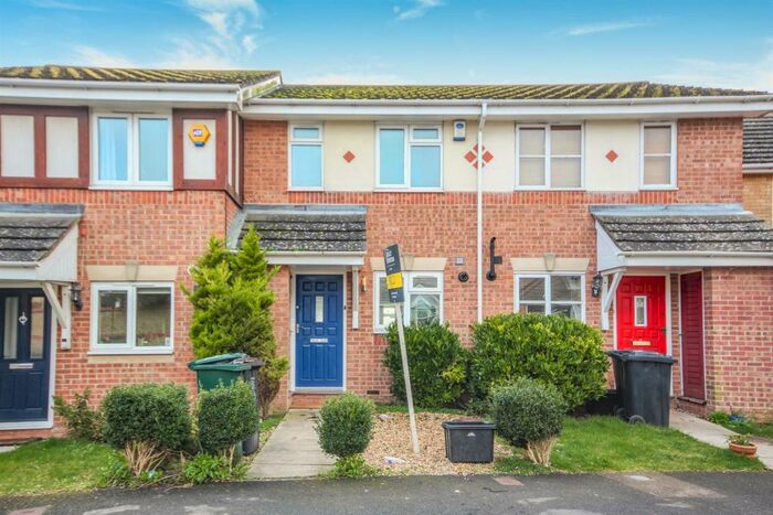 2 Bedroom Terraced House To Rent In Sheppard Way, Portslade, Brighton, BN41