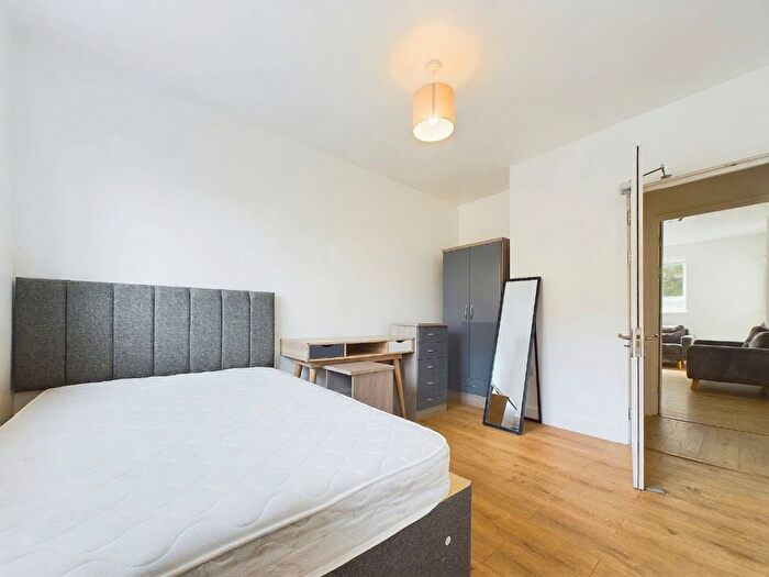 4 Bedroom Flat To Rent In Osnaburgh Street, Robert Street, Ucl, Lse, Regents Park, Regents Park, Camden, Euston, London, NW1
