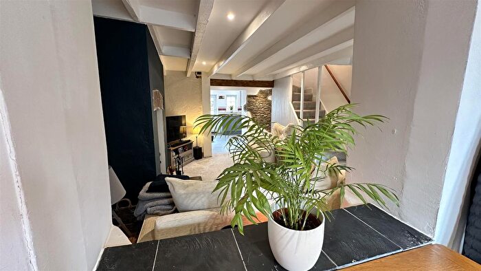 2 Bedroom Cottage For Sale In Tregadillett, Launceston, PL15