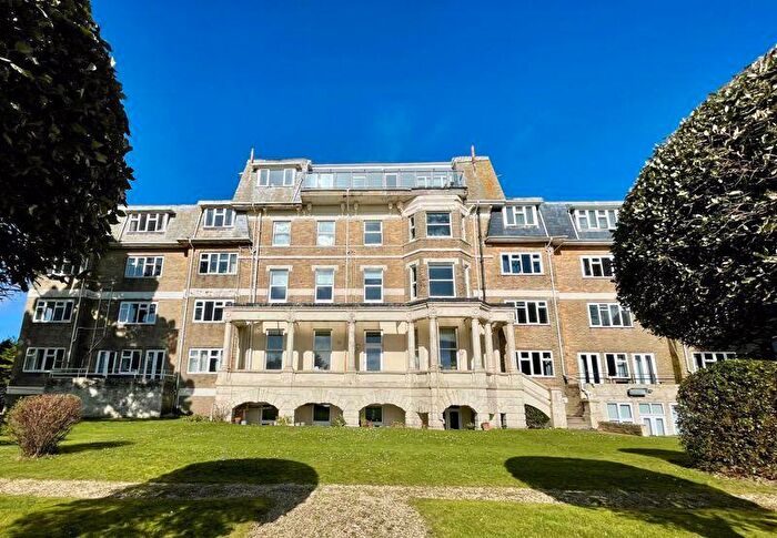 2 Bedroom Flat To Rent In Two Bedroom Apartment - Spectacular Sea View £ Pcm, BH1