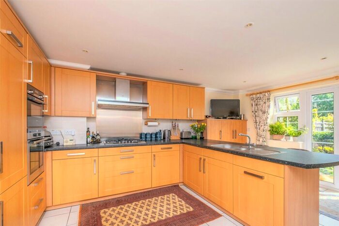 3 Bedroom End Of Terrace House For Sale In Hillcrest, Mill Lane, Storrington, Pulborough, RH20